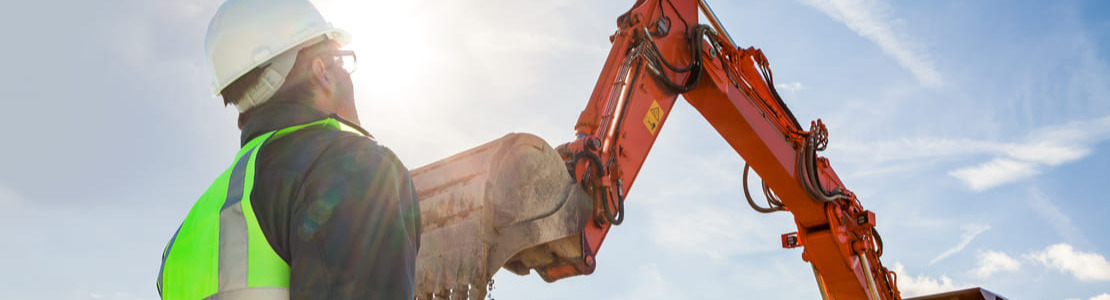 Corsi di formazione per ottenere il patentino per escavatore, idraulico o a fune.
